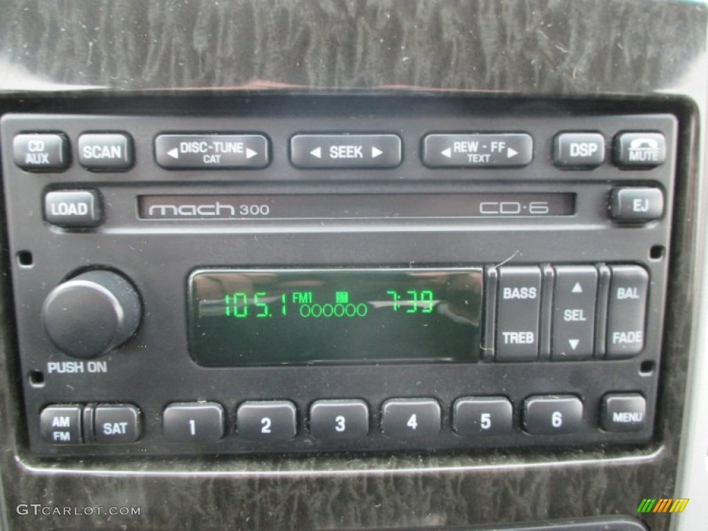 2005 Mariner V6 Premier 4WD - Black / Black photo #10