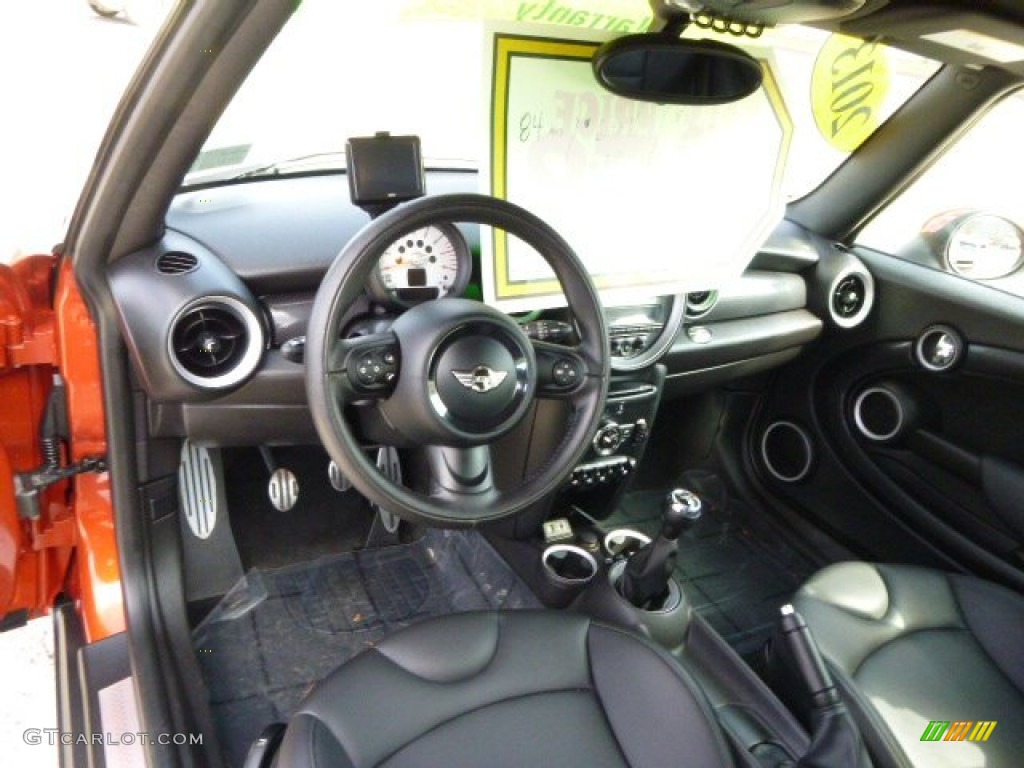 2013 Cooper S Clubman - Spice Orange Metallic / Carbon Black photo #13