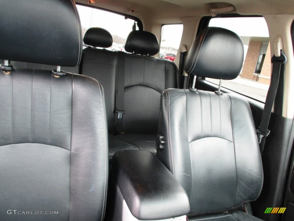 2005 Mariner V6 Premier 4WD - Black / Black photo #30