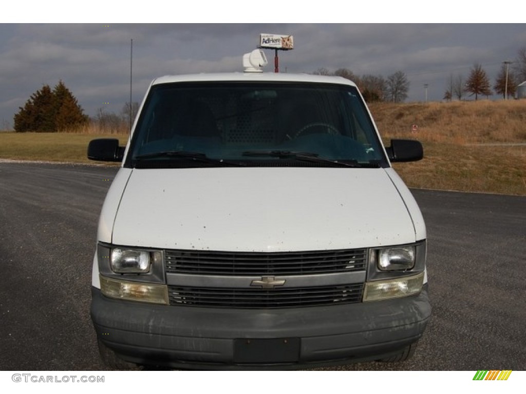 2005 Astro Cargo Van - Summit White / Medium Gray photo #8