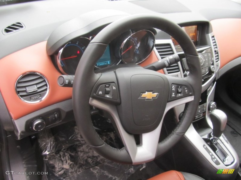 2014 Chevrolet Cruze LT Dashboard Photos