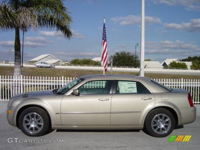 2008 300 Touring Signature Series - Light Sandstone Metallic / Dark Khaki/Light Graystone photo #3