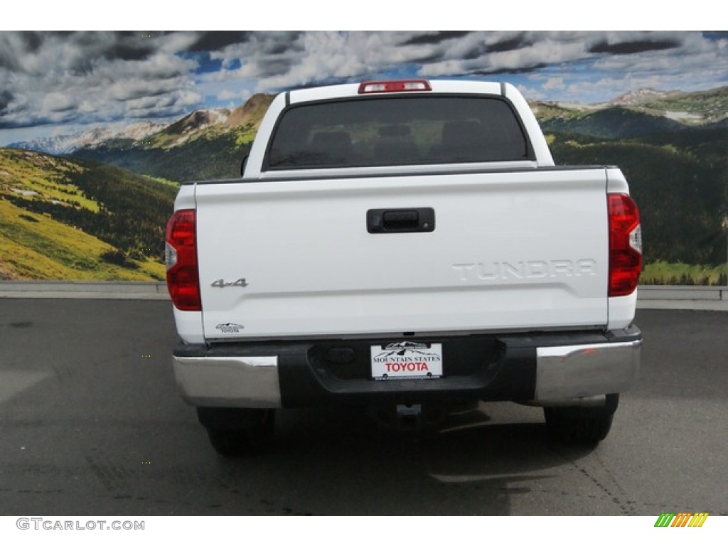 2014 Tundra SR5 Crewmax 4x4 - Super White / Graphite photo #4