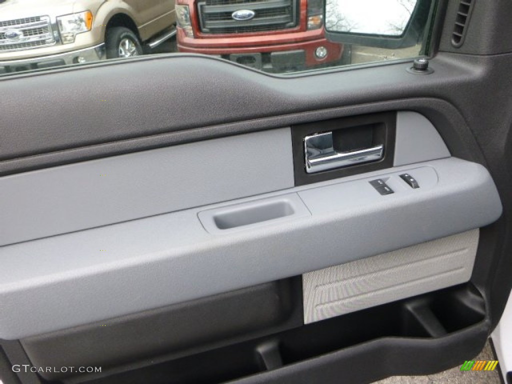 2014 Ford F150 XL Regular Cab Steel Grey Door Panel Photo #91568117