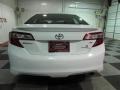 Super White - Camry SE Photo No. 5