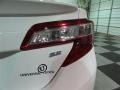 Super White - Camry SE Photo No. 6