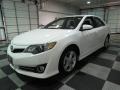 Super White - Camry SE Photo No. 3