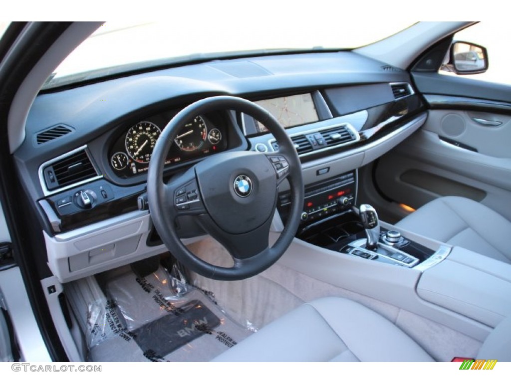 Everest Gray Dakota Leather Interior 2010 BMW 5 Series 550i Gran Turismo Photo #91575599