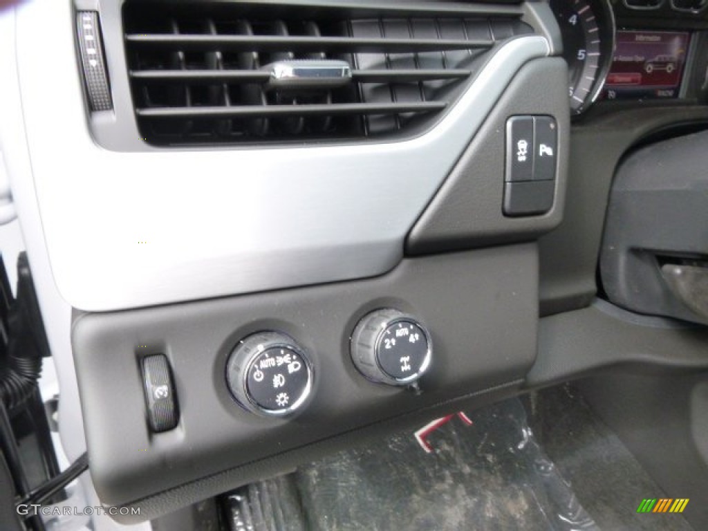 2015 GMC Yukon SLE 4WD Controls Photo #91577627
