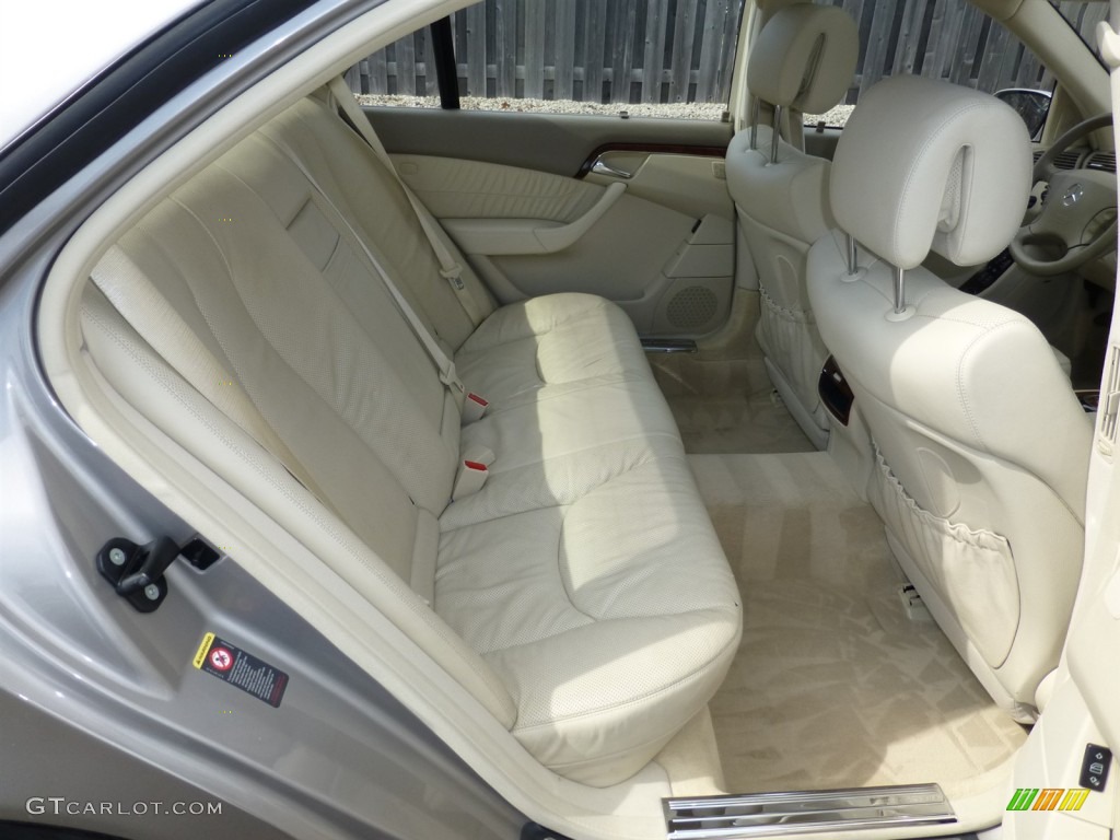 2006 Mercedes-Benz S 500 4Matic Sedan Rear Seat Photo #91577672