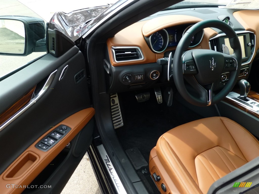 2014 Ghibli S Q4 - Nero Ribelle (Black Metallic) / Cuoio photo #6
