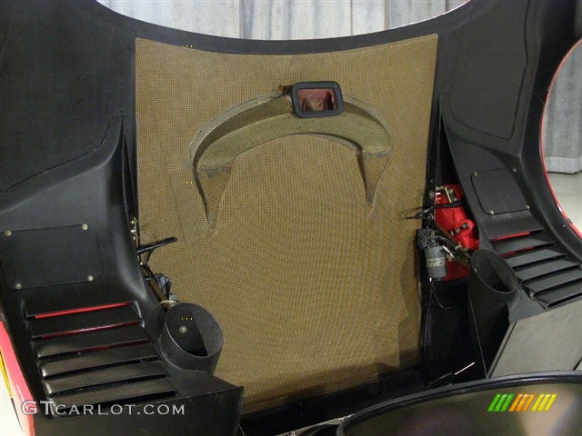 1990 Ferrari F40 Standard F40 Model Trunk Photos