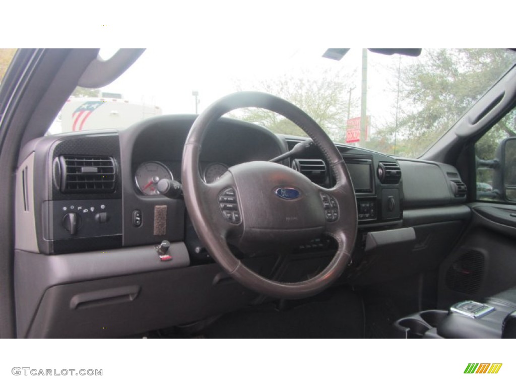 2006 Ford F350 Super Duty Harley Davidson Crew Cab 4x4 Black Dashboard Photo #91589432