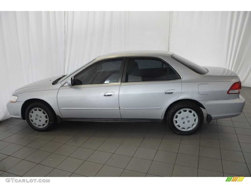 2002 Accord LX Sedan - Satin Silver Metallic / Quartz Gray photo #10