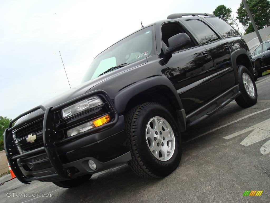 2002 Tahoe Z71 4x4 - Onyx Black / Medium Gray/Neutral photo #2