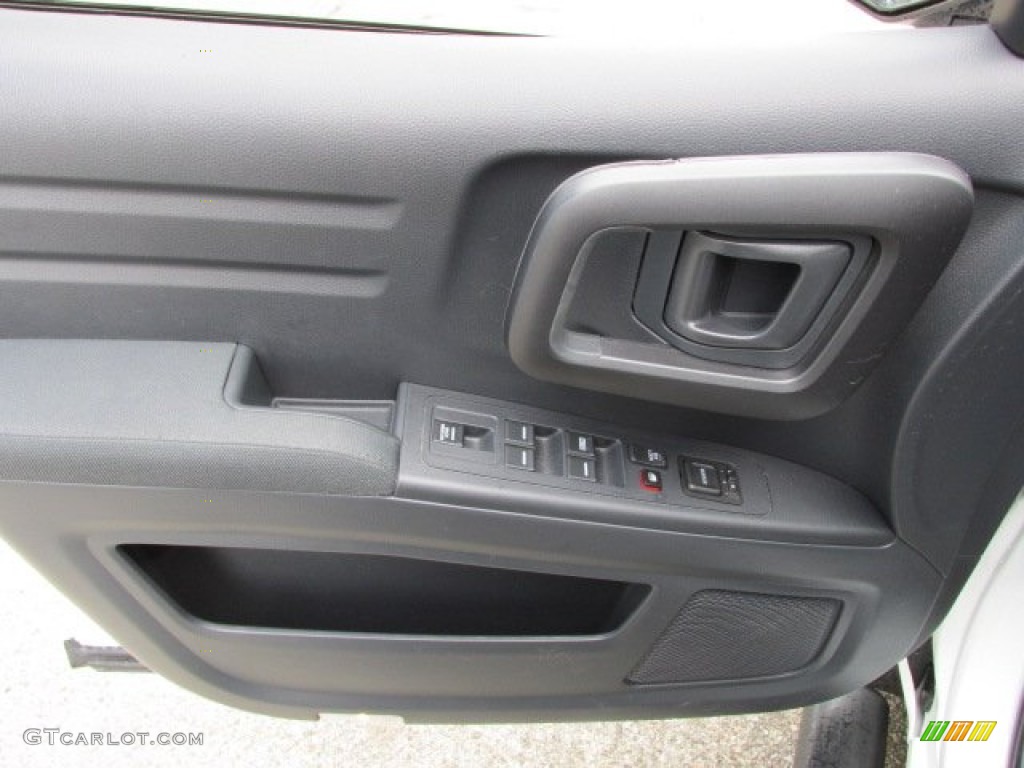 2012 Ridgeline Sport - White / Black photo #11