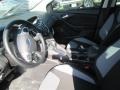 Tuxedo Black - Focus SE Sedan Photo No. 7
