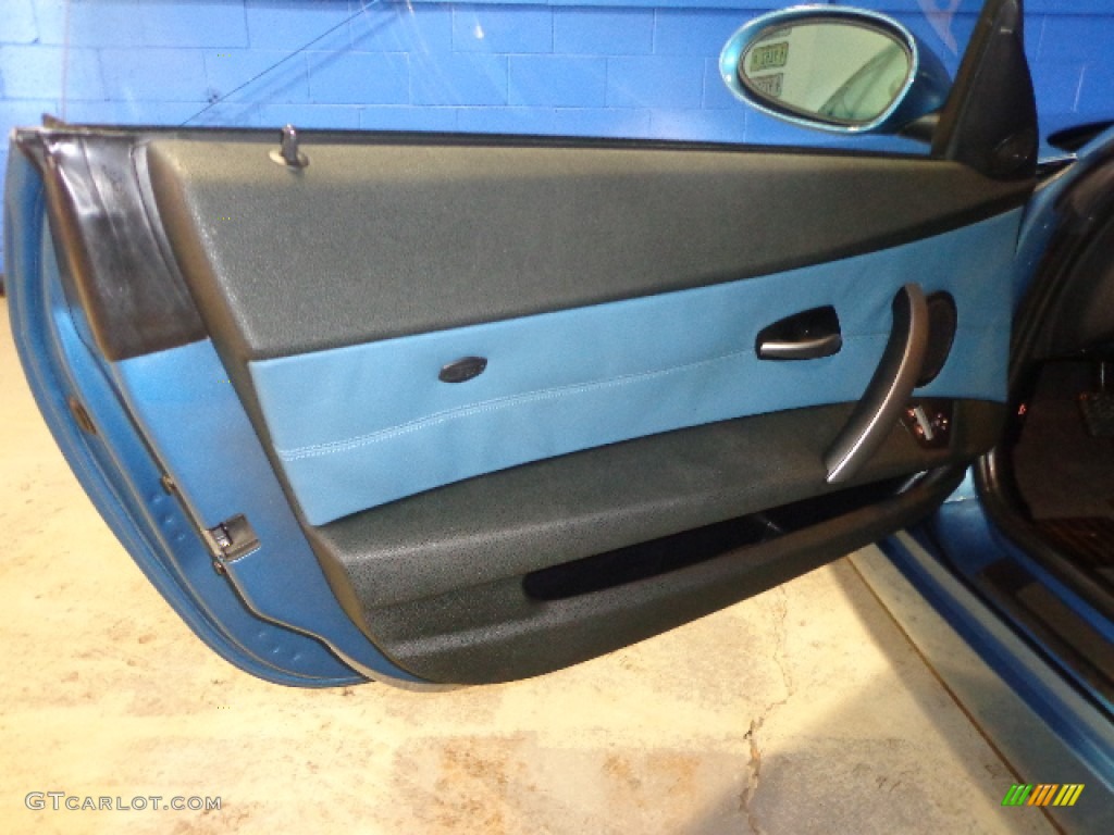 2005 BMW Z4 2.5i Roadster Maldives Blue Door Panel Photo #91603356
