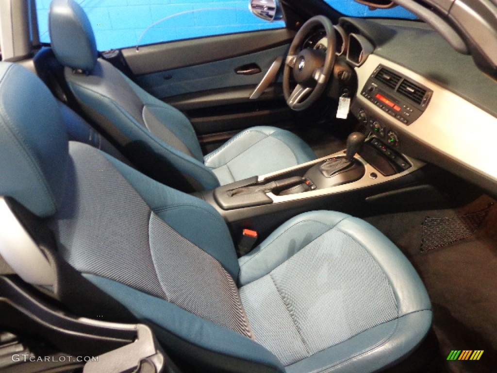 2005 BMW Z4 2.5i Roadster Front Seat Photos