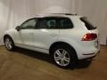 Campanella White - Touareg TDI Executive 4XMotion Photo No. 13