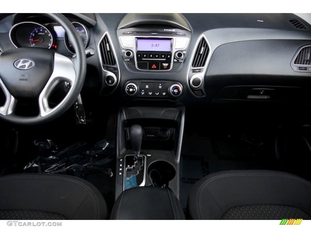 2011 Tucson GL - Graphite Gray / Black photo #5