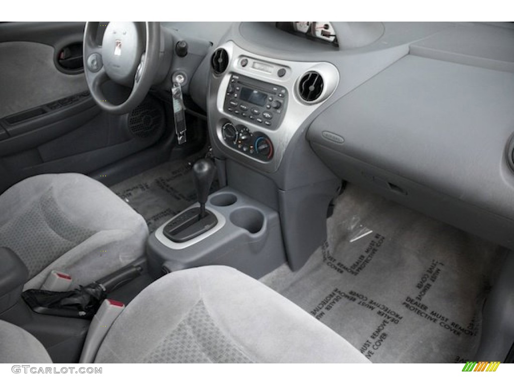 2004 ION 3 Sedan - Storm Grey / Grey photo #20