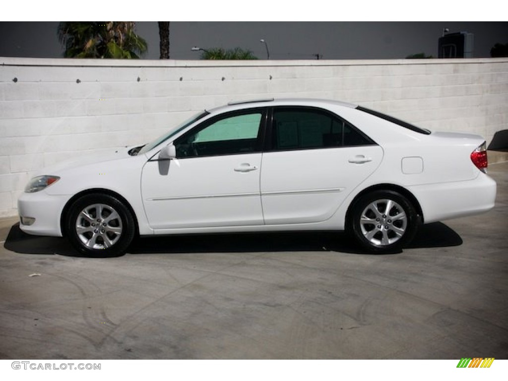 2006 Camry XLE V6 - Super White / Taupe photo #10