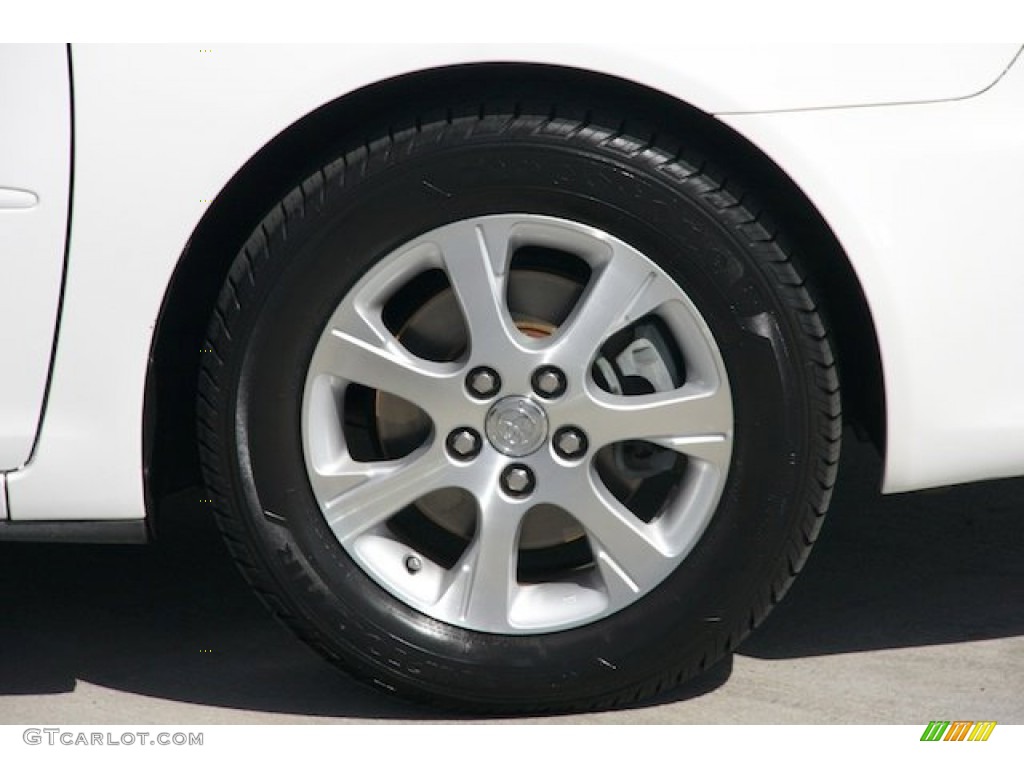 2006 Camry XLE V6 - Super White / Taupe photo #30