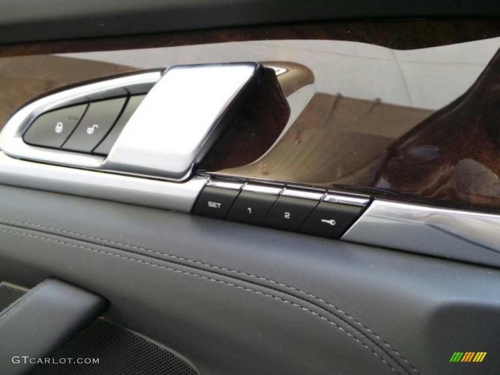 2014 Porsche Panamera Turbo Executive Controls Photo #91614672