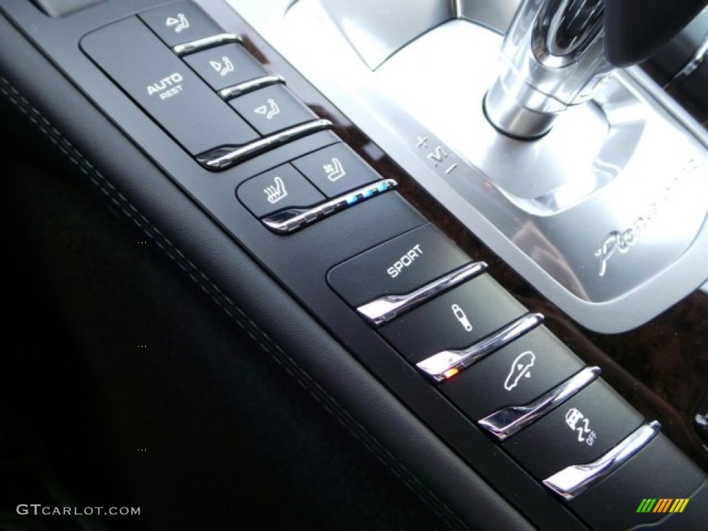 2014 Porsche Panamera Turbo Executive Controls Photo #91614951