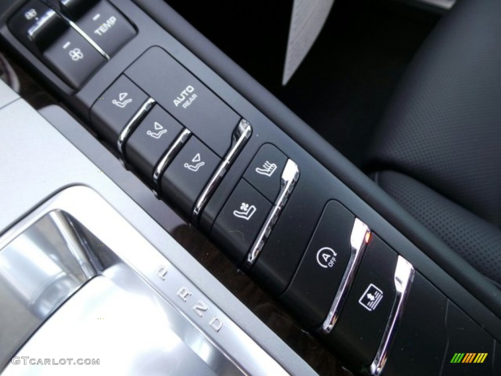 2014 Porsche Panamera Turbo Executive Controls Photo #91614966
