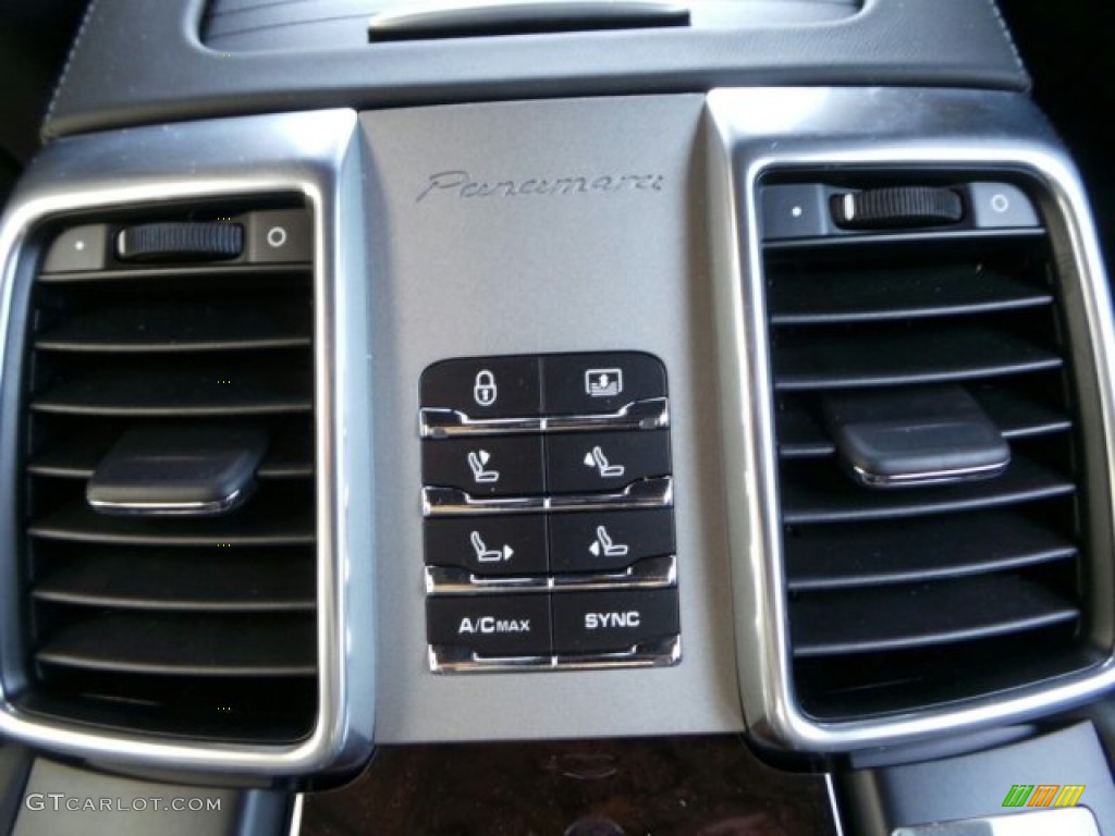 2014 Porsche Panamera Turbo Executive Controls Photo #91615118