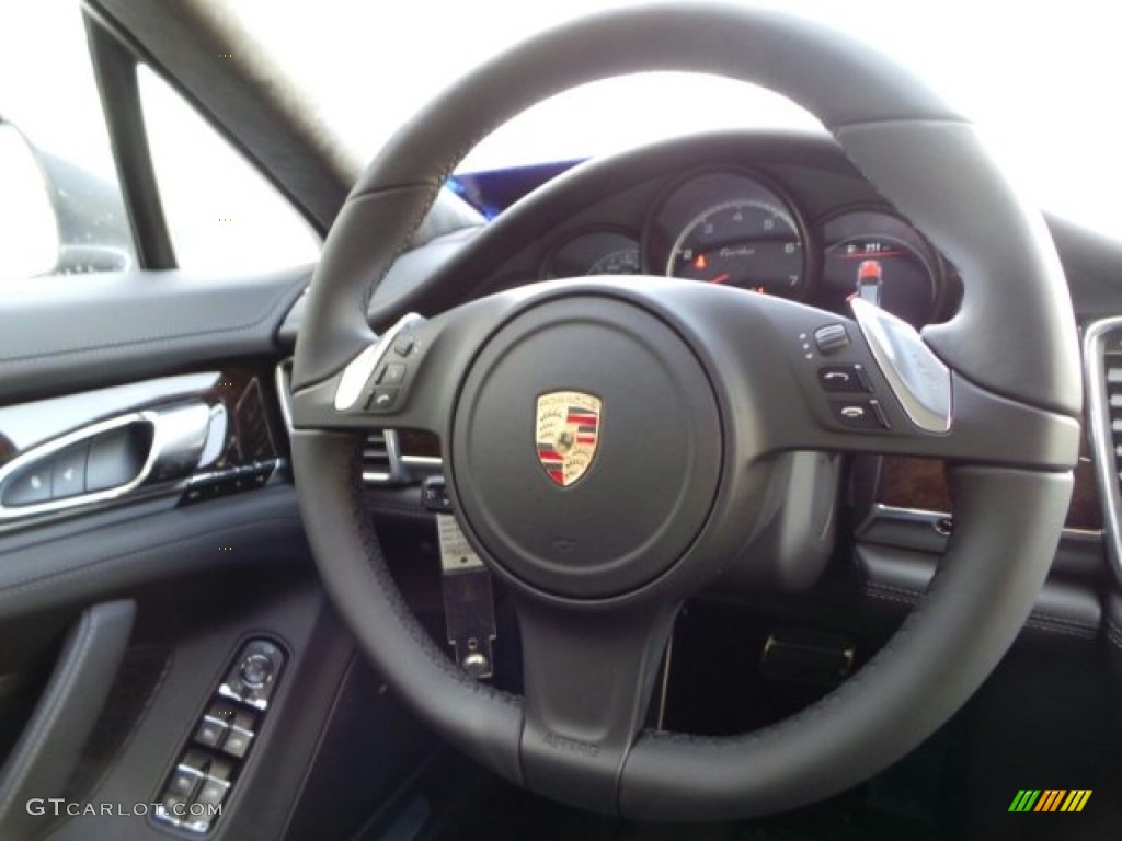 2014 Porsche Panamera Turbo Executive Steering Wheel Photos