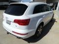 Carrara White - Q7 3.0 TDI quattro Photo No. 7