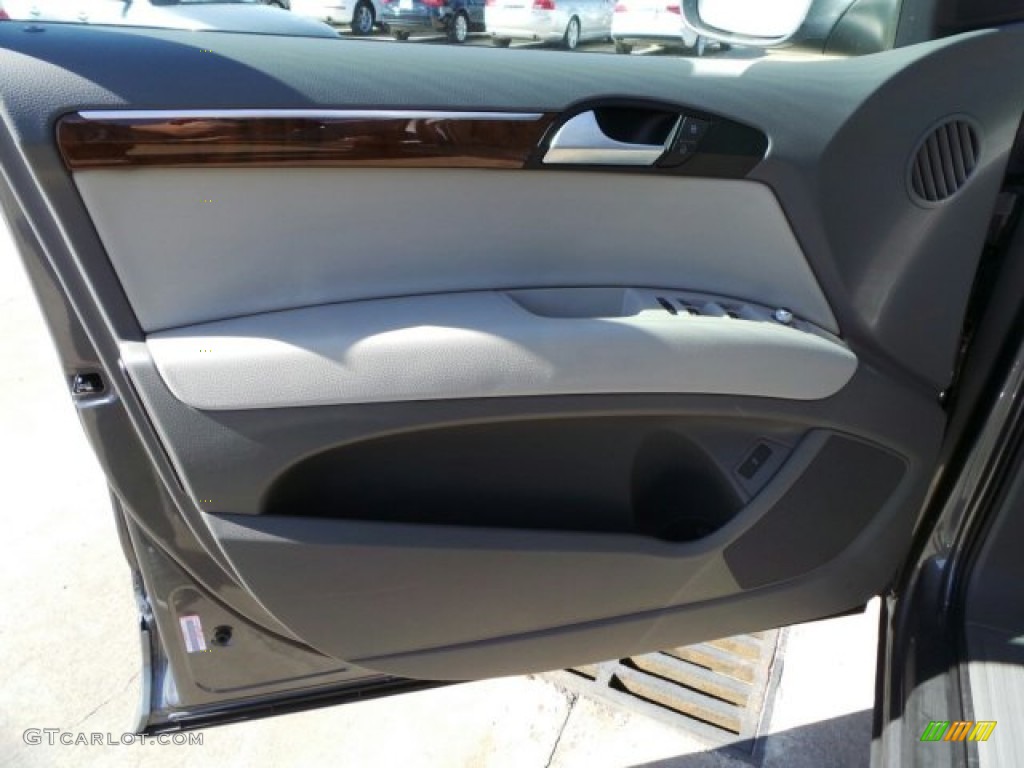 2014 Audi Q7 3.0 TFSI quattro Limestone Gray Door Panel Photo #91618983