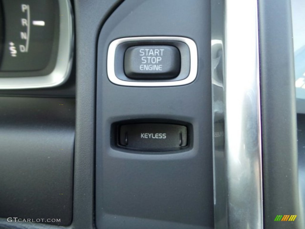2015 Volvo XC60 T6 AWD Controls Photo #91625568
