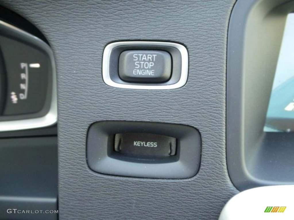 2015 Volvo V60 T5 Drive-E Controls Photo #91626204