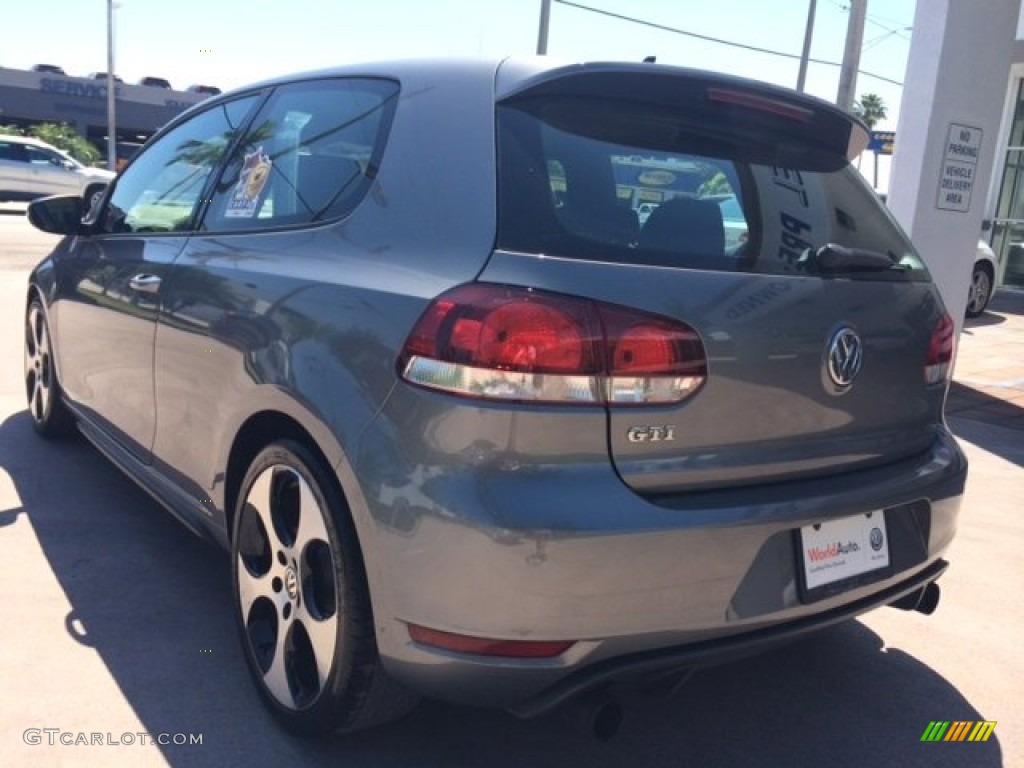 2011 GTI 2 Door - United Gray Metallic / Interlagos Plaid Cloth photo #3