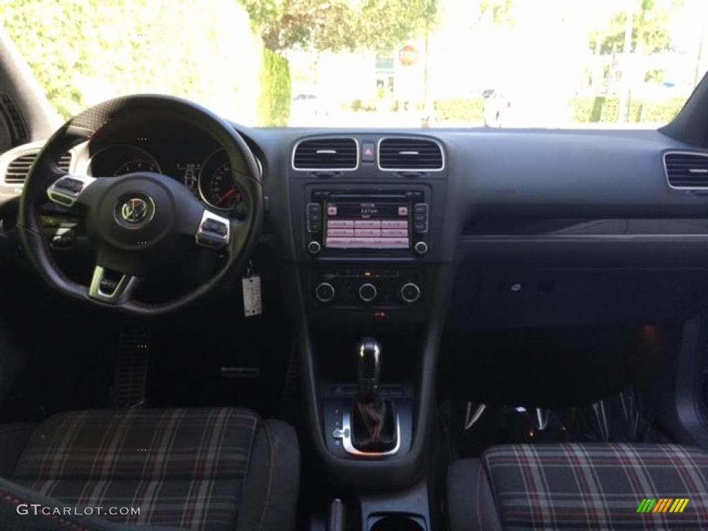2011 GTI 2 Door - United Gray Metallic / Interlagos Plaid Cloth photo #11