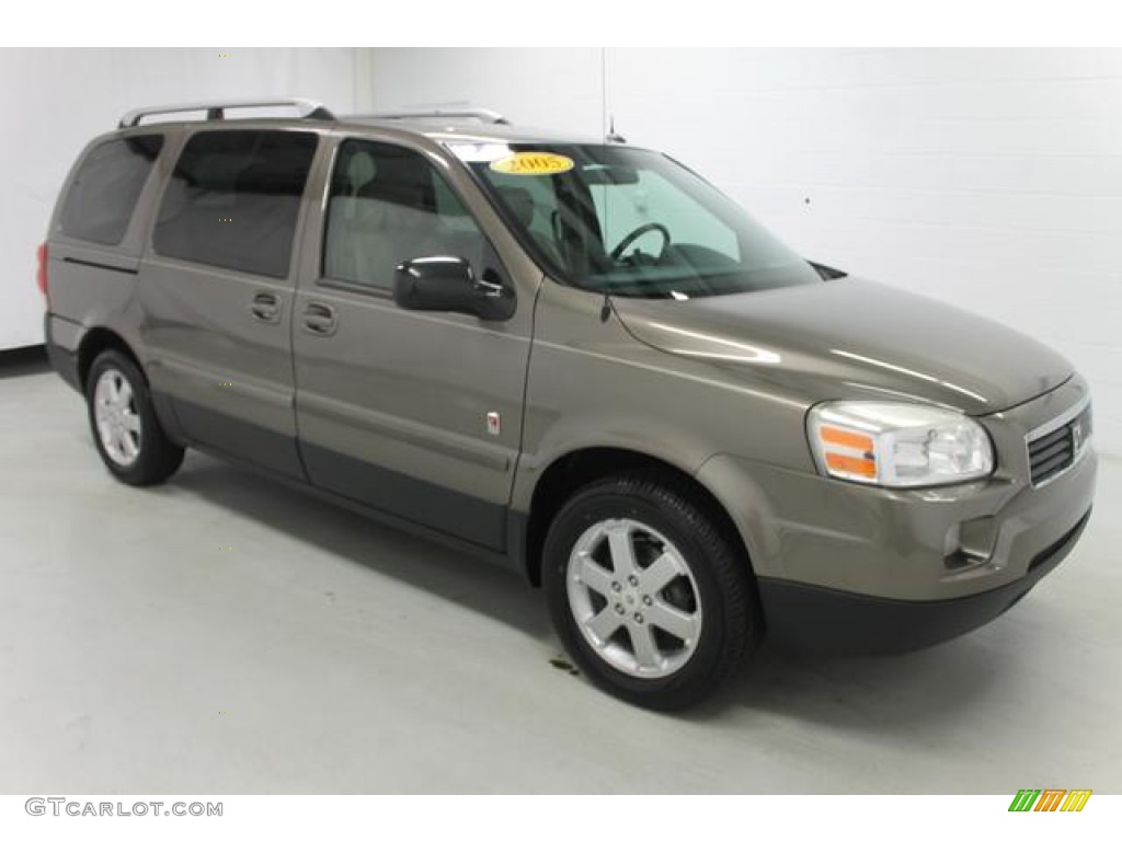 Coastal Grey Metallic 2005 Saturn Relay 3 Exterior Photo #91632822