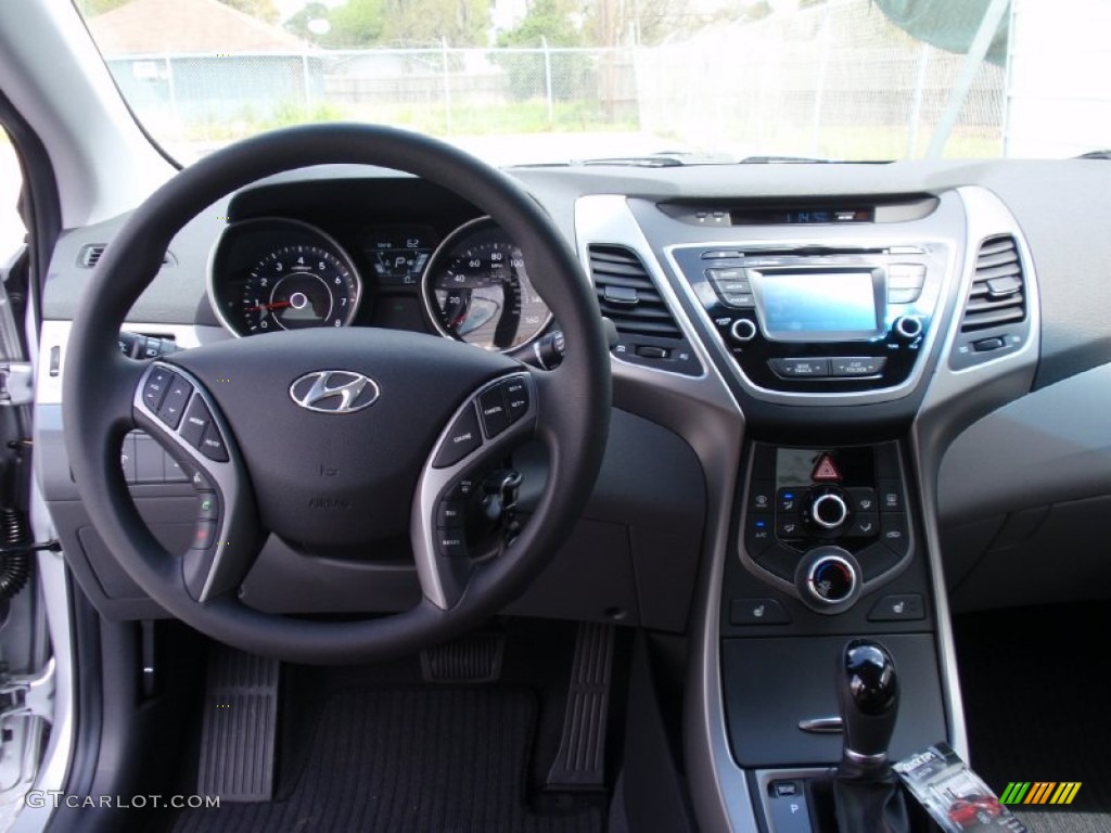 2014 Elantra SE Sedan - Silver / Gray photo #27