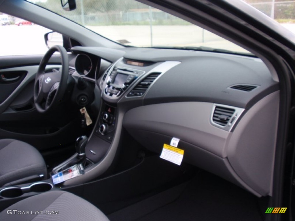 2014 Elantra SE Sedan - Black / Gray photo #17