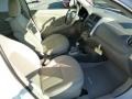 Fresh Powder White - Versa 1.6 SV Sedan Photo No. 10