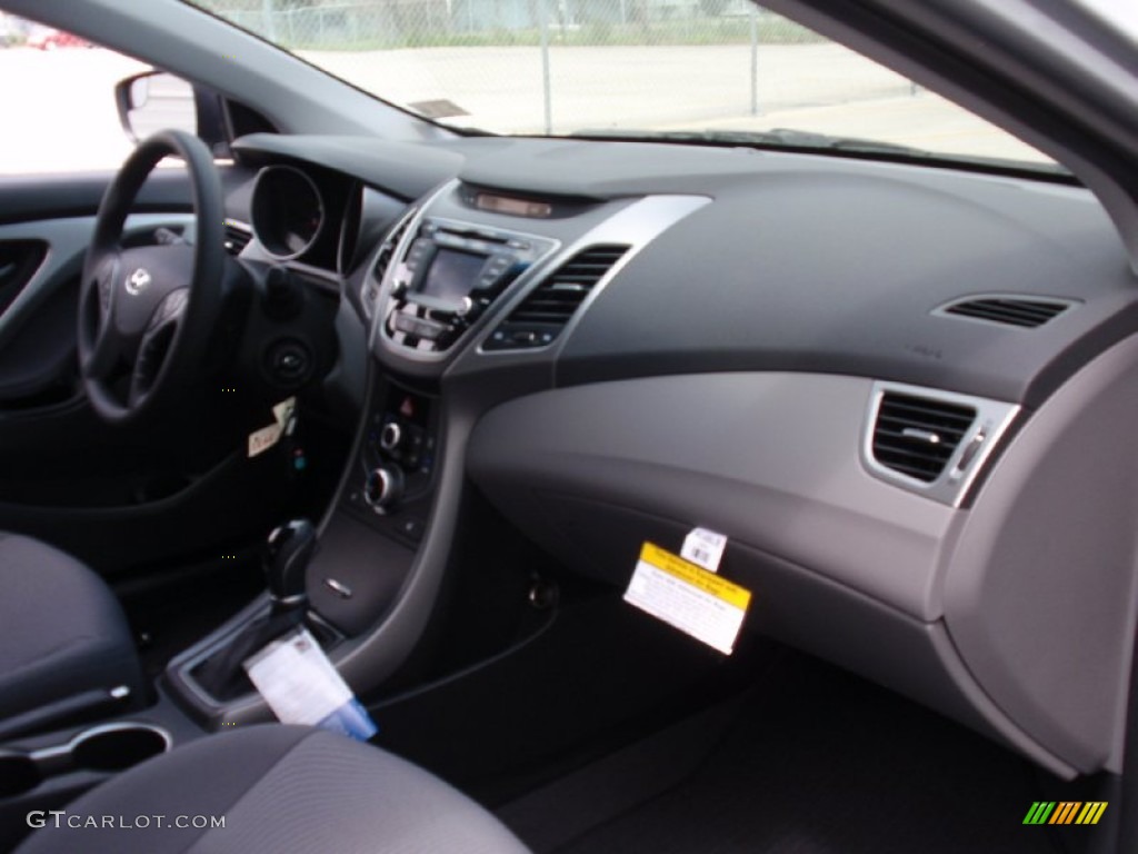 2014 Elantra SE Sedan - Silver / Gray photo #17