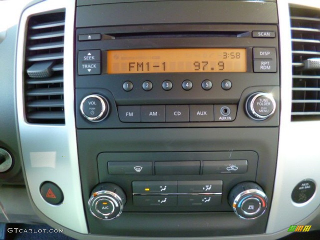 2014 Nissan Frontier S King Cab Controls Photo #91636422