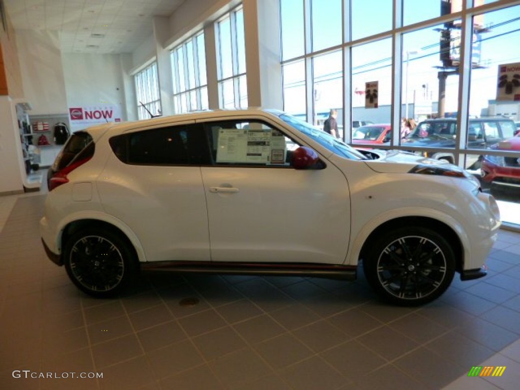 2014 Juke NISMO AWD - Pearl White / NISMO Cloth/Gray photo #8