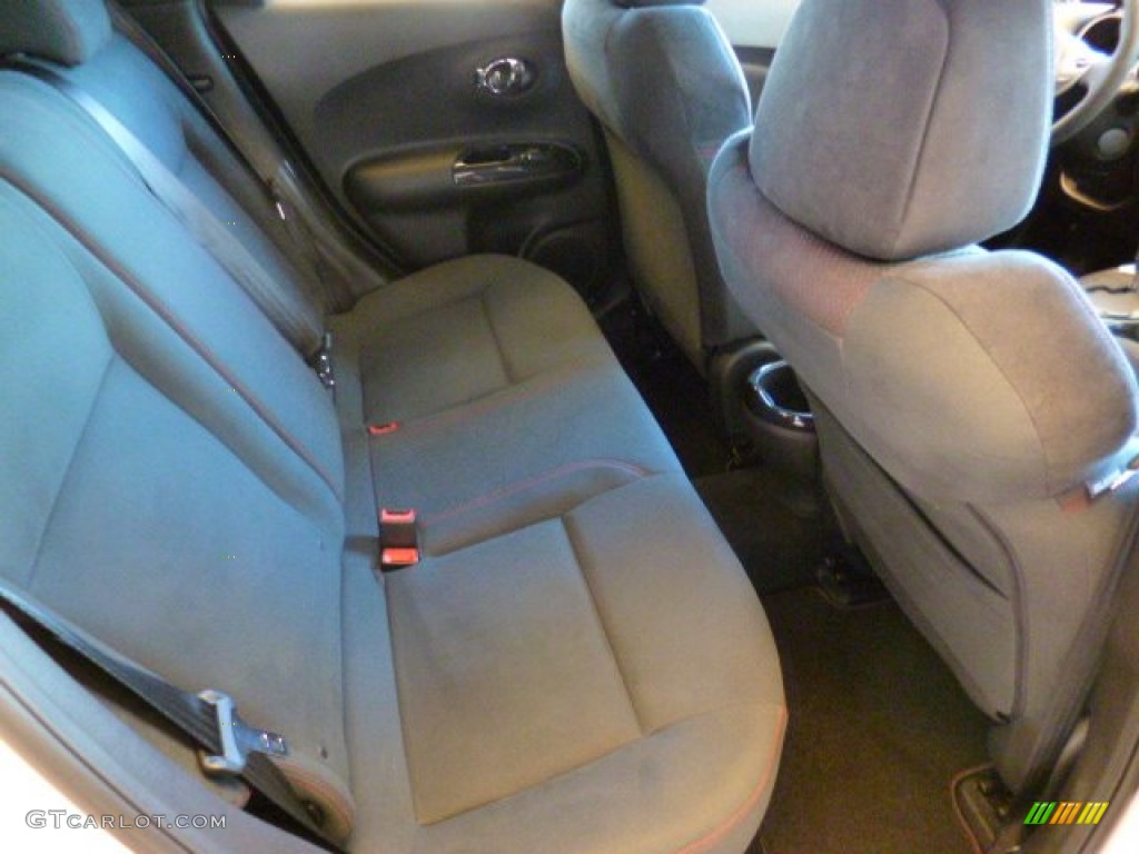 2014 Juke NISMO AWD - Pearl White / NISMO Cloth/Gray photo #11
