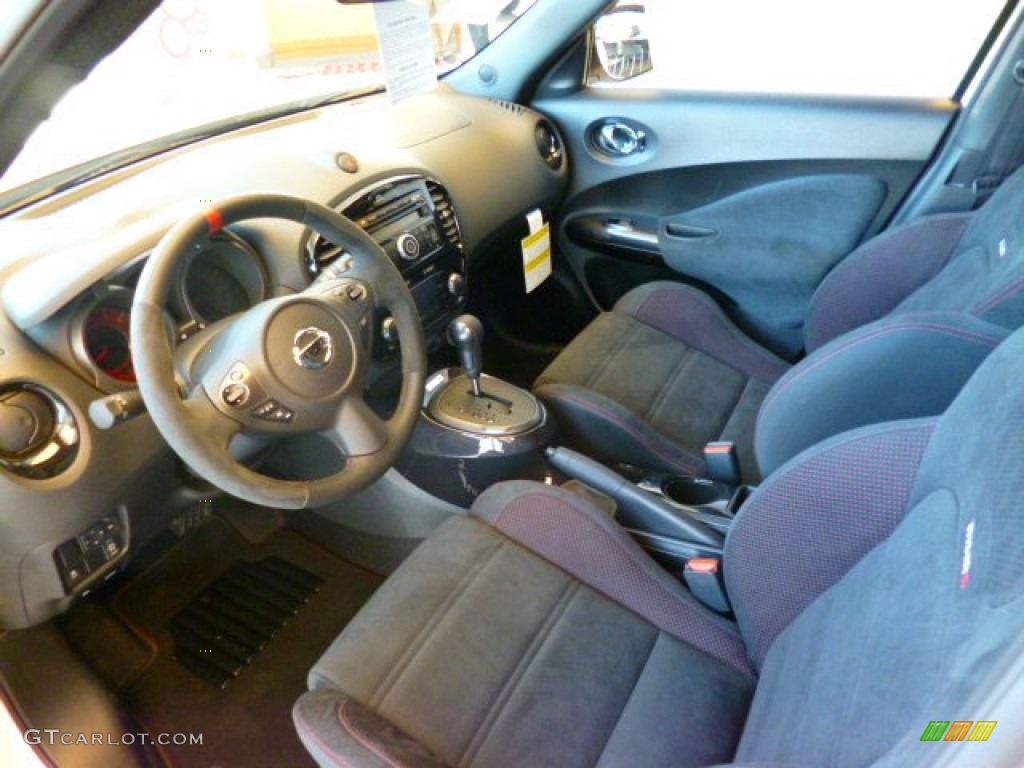 2014 Juke NISMO AWD - Pearl White / NISMO Cloth/Gray photo #16