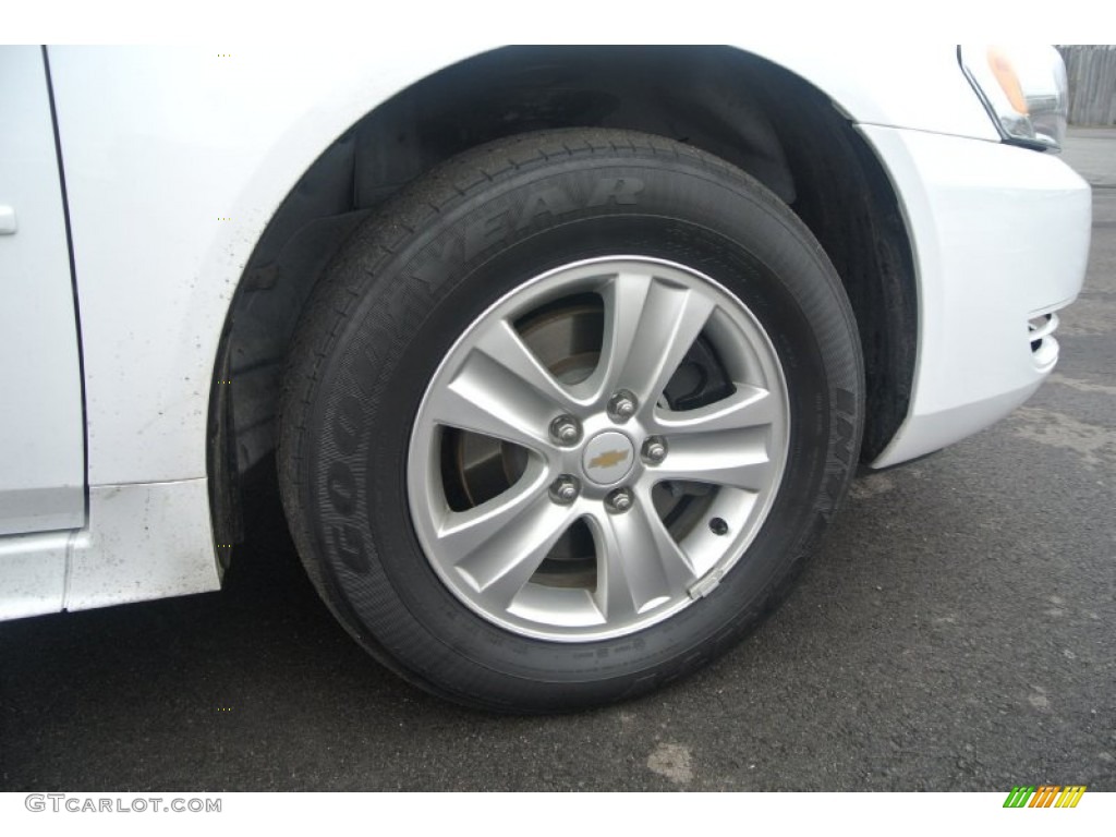 2013 Impala LS - Summit White / Ebony photo #22