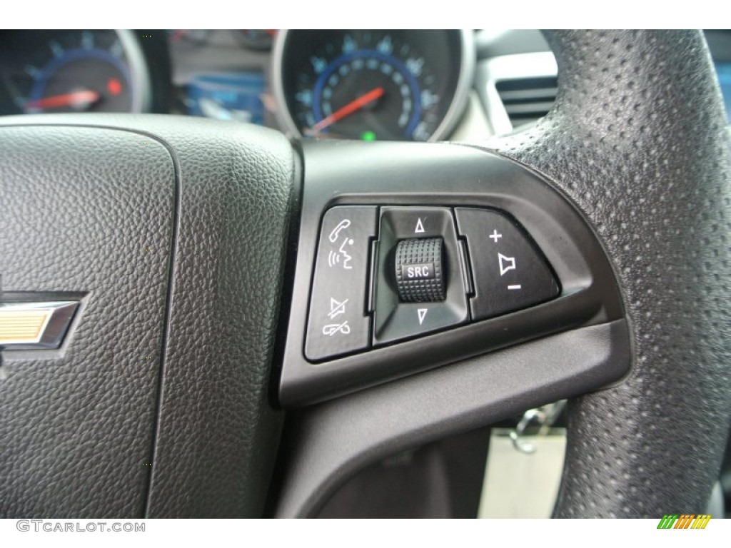2011 Chevrolet Cruze LS Controls Photo #91638669